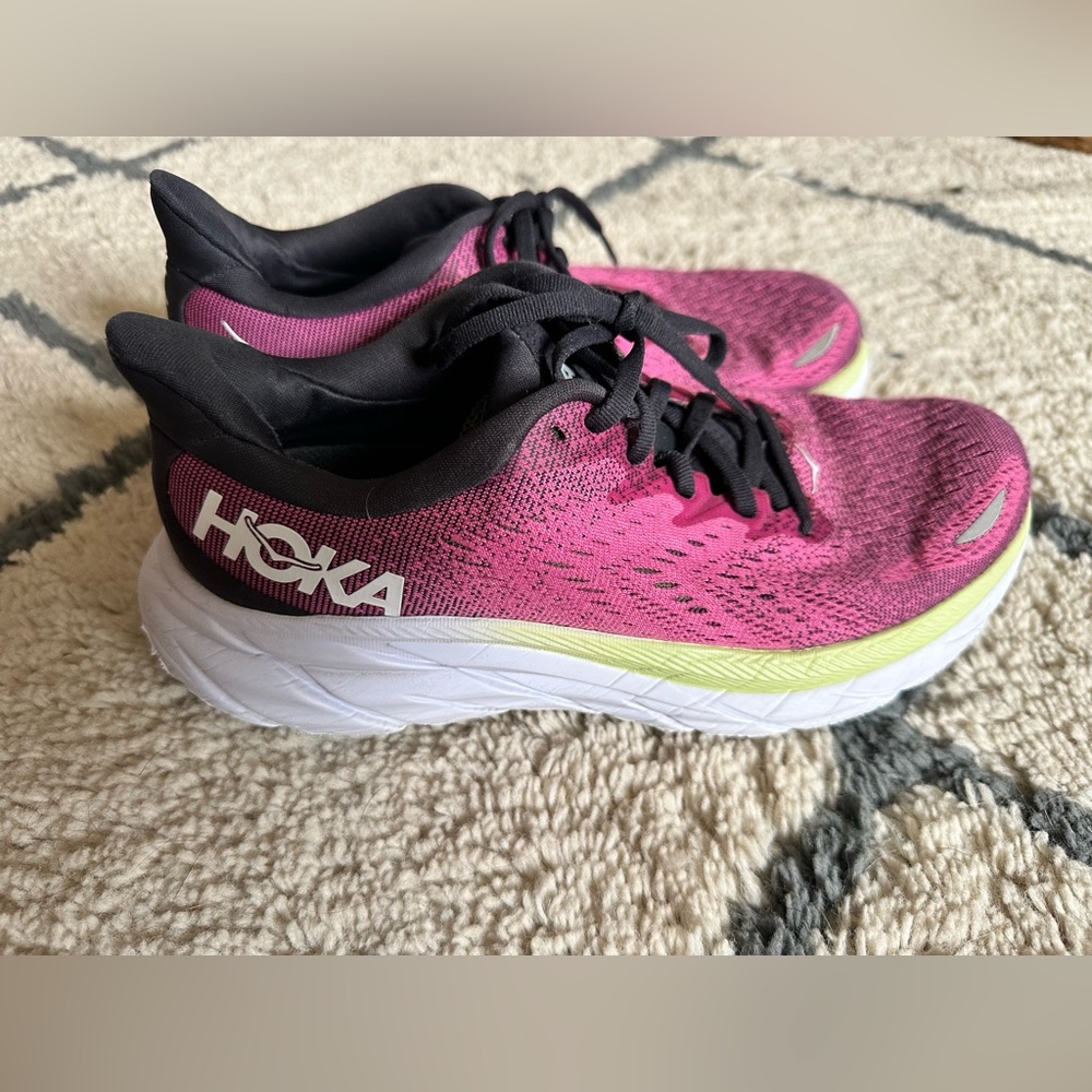 Hoka Clifton 8